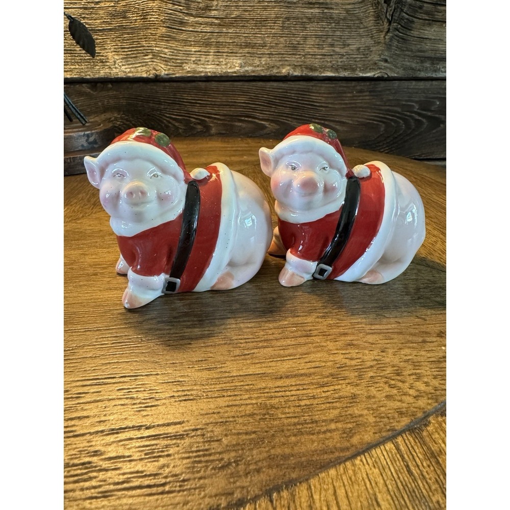 Set of 2 Christmas Fat Santa Pigs Ceramic Salt and Pepper Shakers  Holiday Farm
